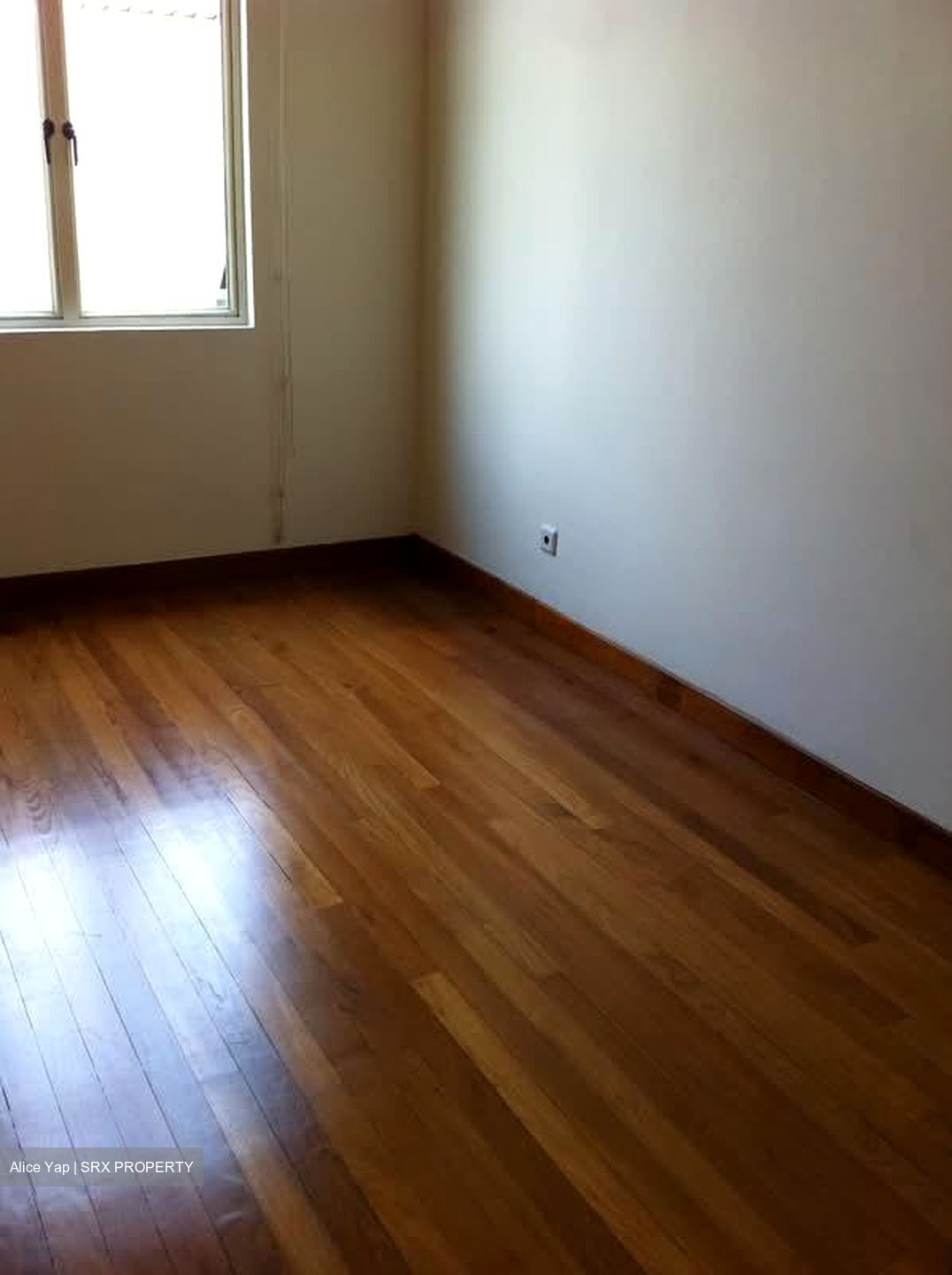Kingsville (D10), Semi-Detached #589210571